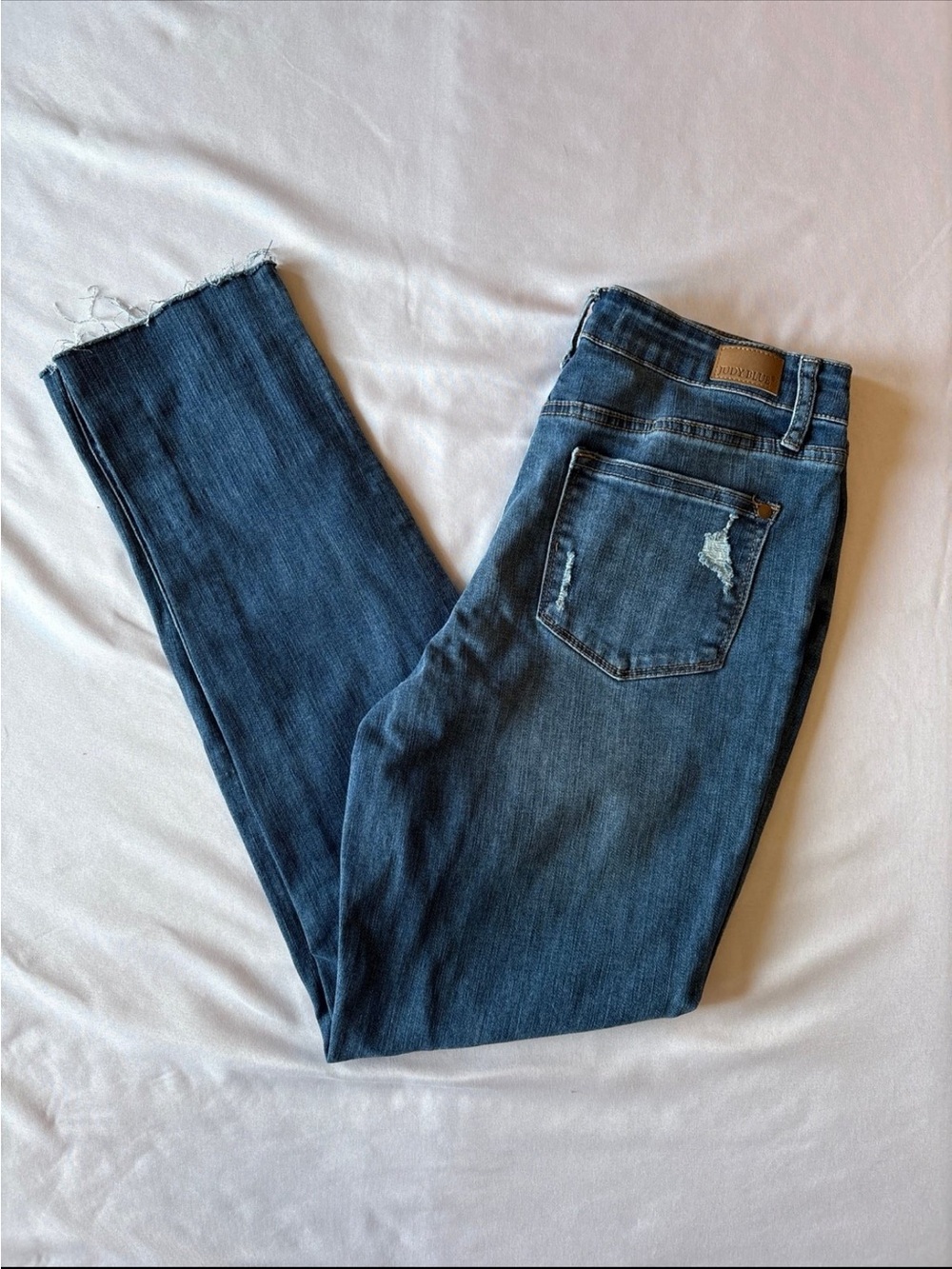 Judy Blue Medium-Dark Blue Slim Fit Jeans with Raw Hem